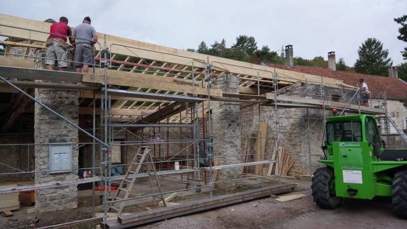 Couverture en tuiles mécaniques pour maison individuelle chez un particulier à Meloisey près de Beaune
