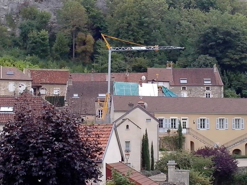 Rénovation d'une toiture en tuiles mécaniques à Saint Romain, chez un particulier
