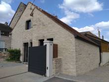 Notre zone d'activité pour ce service Travaux de zinguerie avec pose de gouttières et descentes en zinc assorties à couverture en tuiles plates vernissées